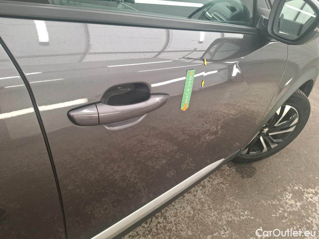  Peugeot  2008  Allure Pack 1.2 PureTech 130CV BVM6 E6d #24