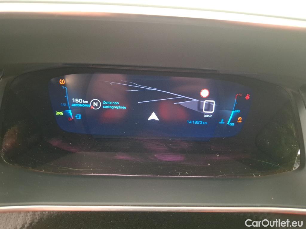  Peugeot  2008  Allure Pack 1.2 PureTech 130CV BVM6 E6d #27