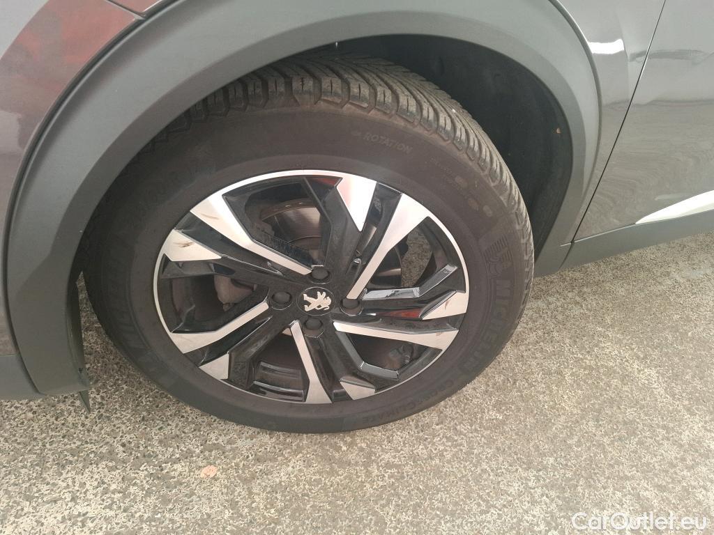  Peugeot  2008  Allure Pack 1.2 PureTech 130CV BVM6 E6d #8