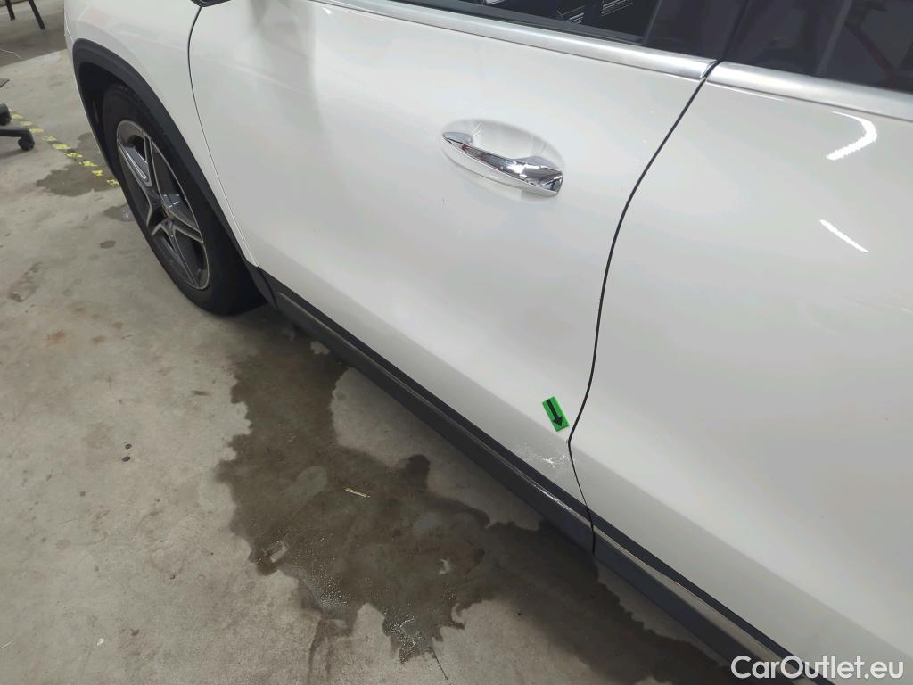  Mercedes  GLA  200 d 4MATIC #13