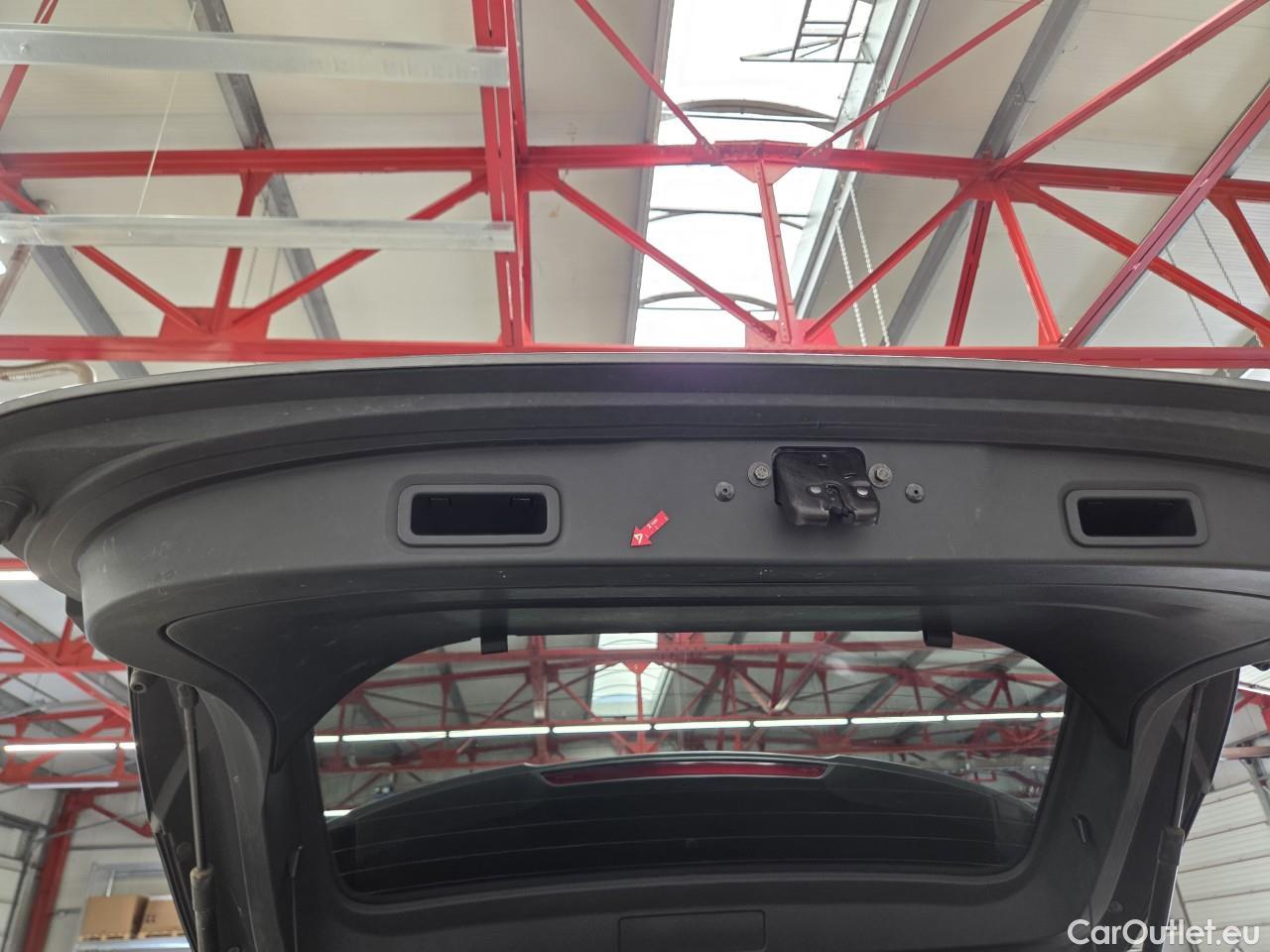  Nissan  Qashqai 1.3 156CP mild-hybr 4WD N-Connecta X-Tr #39