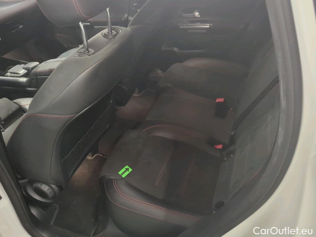  Mercedes  GLA  200 d 4MATIC #25