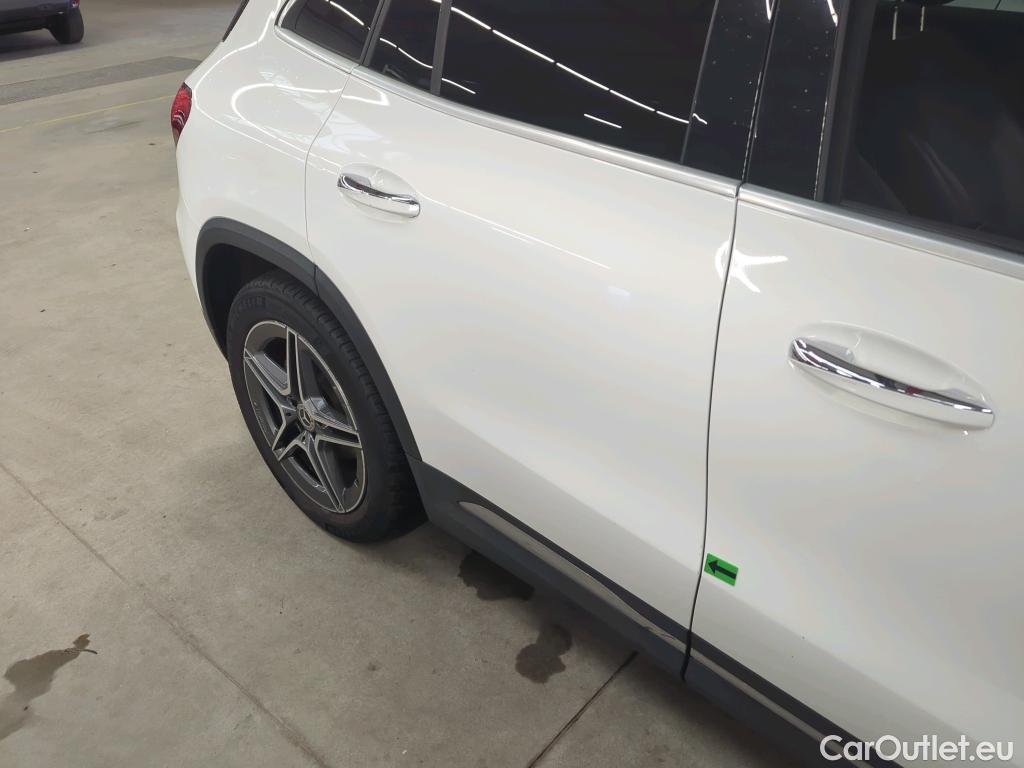  Mercedes  GLA  200 d 4MATIC #15