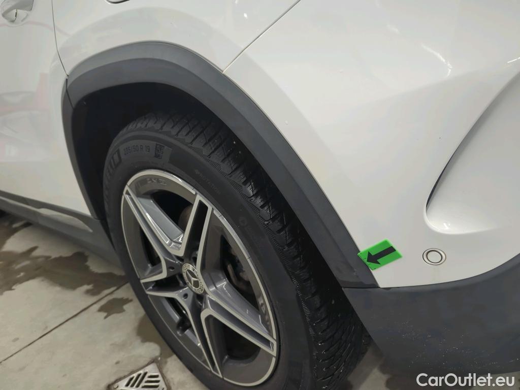  Mercedes  GLA  200 d 4MATIC #33