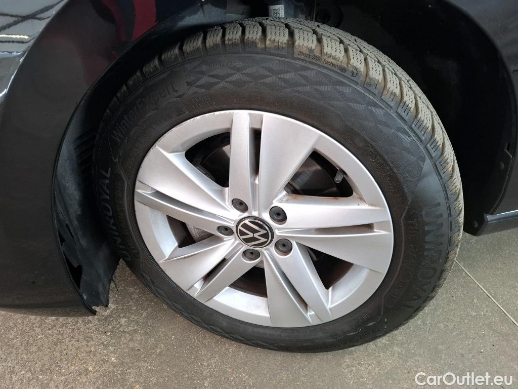  Volkswagen  Golf  VIII Berline Life Plus 2.0 TDI 115CV BVA7 E6d #1