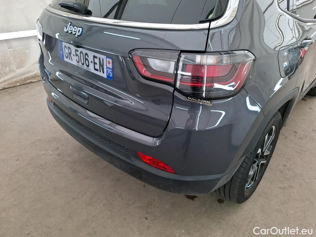  Jeep  Compass JEEP  / 2021 / 5P / SUV 1.3 TURBO T4 190 4XE LIMITED CD JE 65 #31