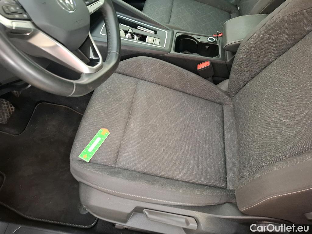  Volkswagen  Golf  VIII Berline Life Plus 2.0 TDI 115CV BVA7 E6d #18