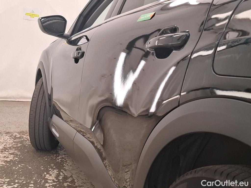  Citroen  C4  X Shine 1.2 PureTech 130CV BVA8 6E #3