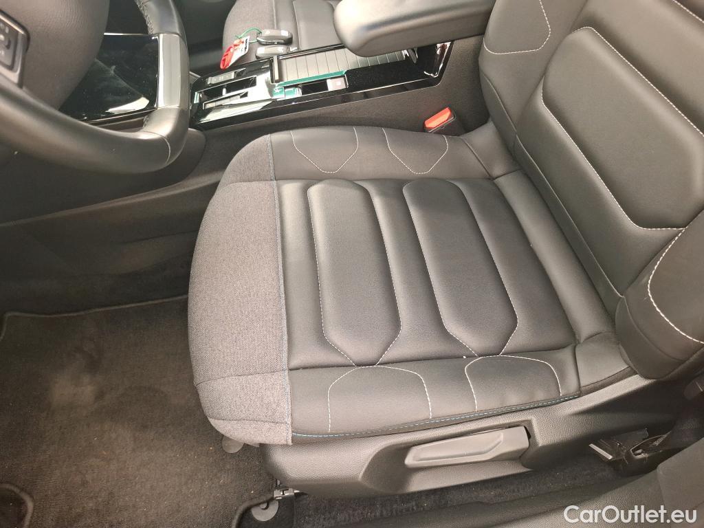  Citroen  C4  X Shine 1.2 PureTech 130CV BVA8 6E #4