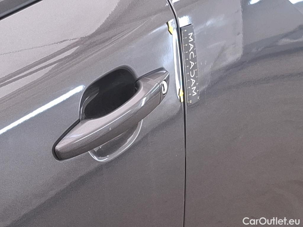  Peugeot  2008  Allure Business 1.2 PureTech 100CV BVM6 E6d #7