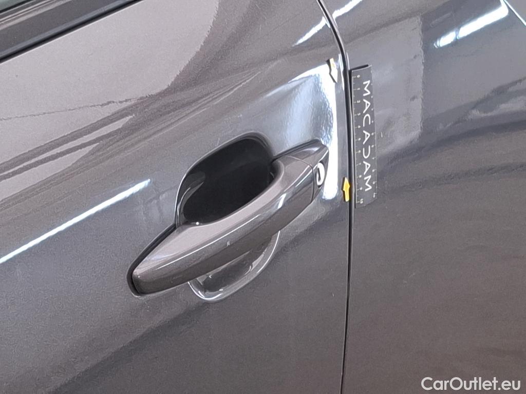  Peugeot  2008  Allure Business 1.2 PureTech 100CV BVM6 E6d #8