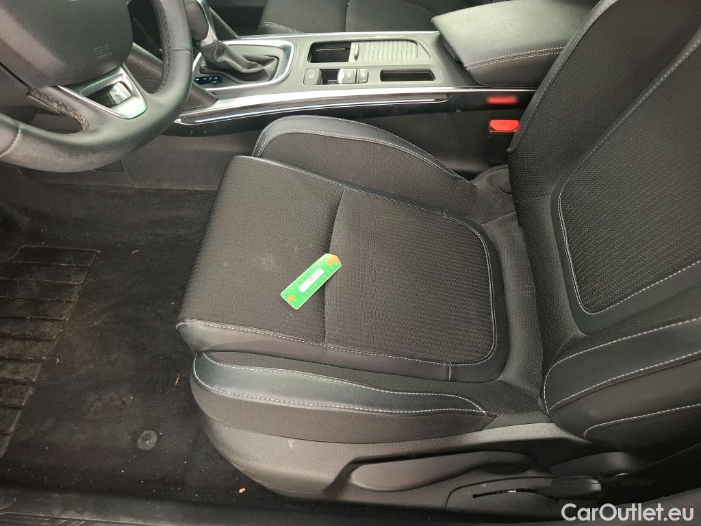  Renault  Megane  IV Berline 5 ptes. Techno 1.5 dCi 115CV BVA7 E6d #21