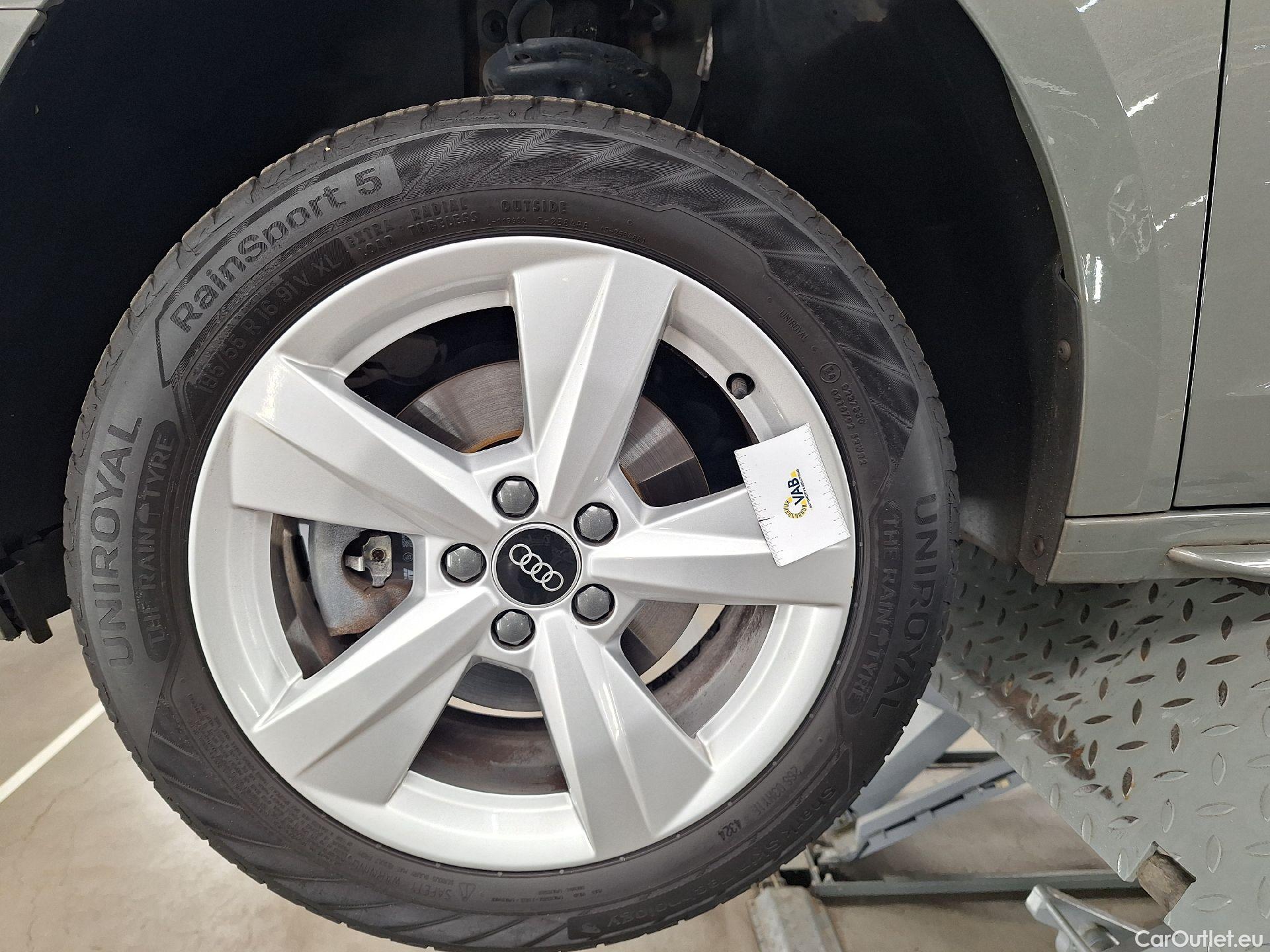  Audi  A1 Sportback Audi, A1 SB '18, Audi  1.0 30 TFSI 81kW S Line 5d #40