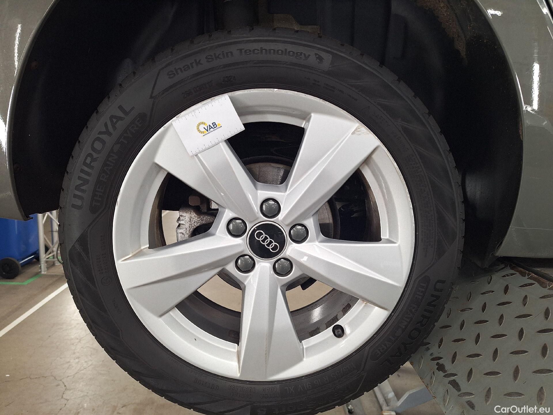  Audi  A1 Sportback Audi, A1 SB '18, Audi  1.0 30 TFSI 81kW S Line 5d #42