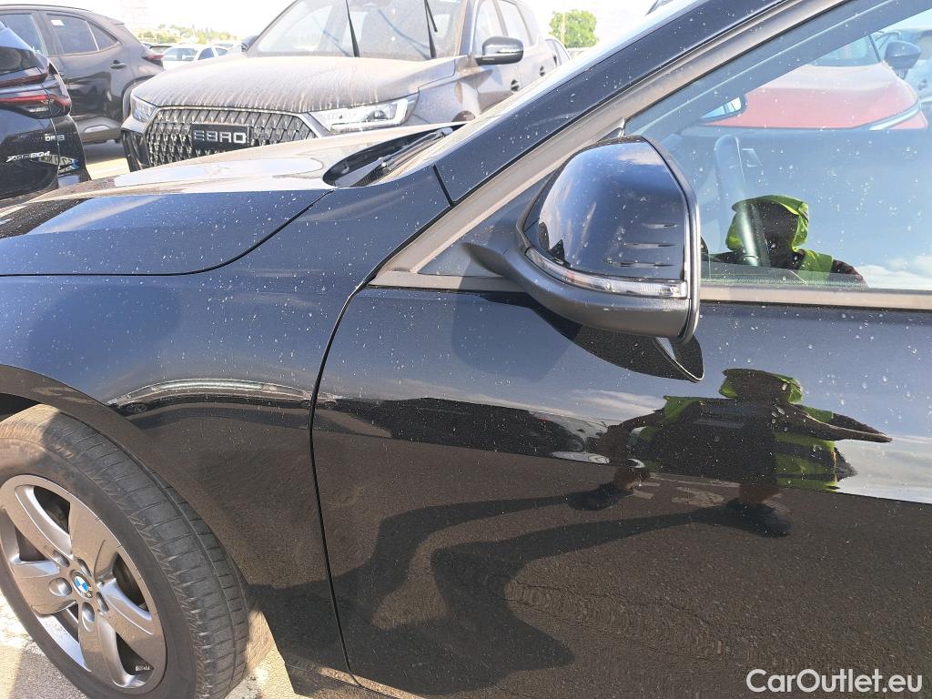  Bmw  Serie 1 BMW  / 2019 / 5P / berlina con portón 116d Corporate Auto. #29
