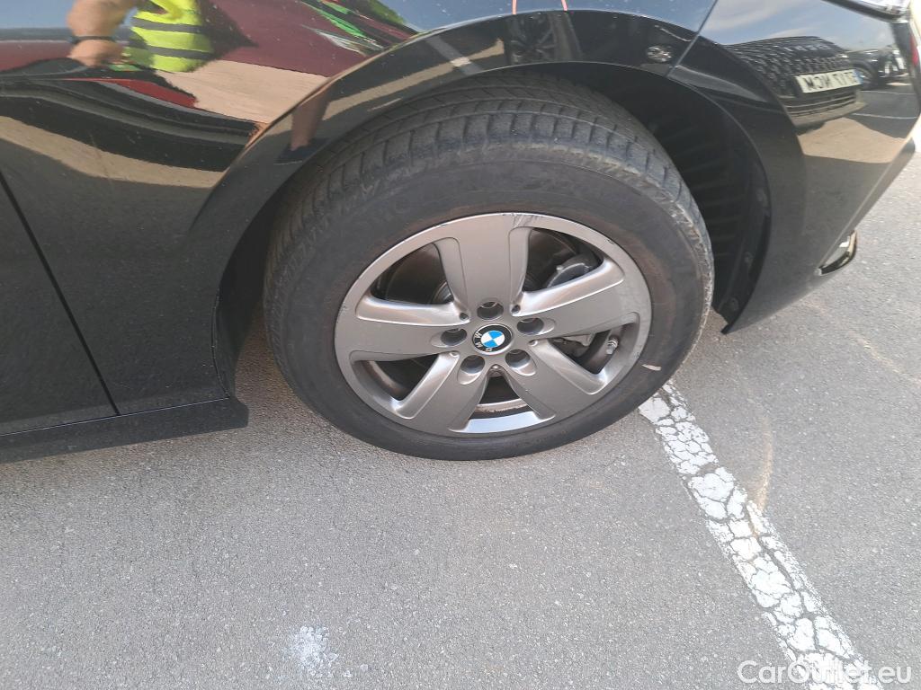  Bmw  Serie 1 BMW  / 2019 / 5P / berlina con portón 116d Corporate Auto. #23