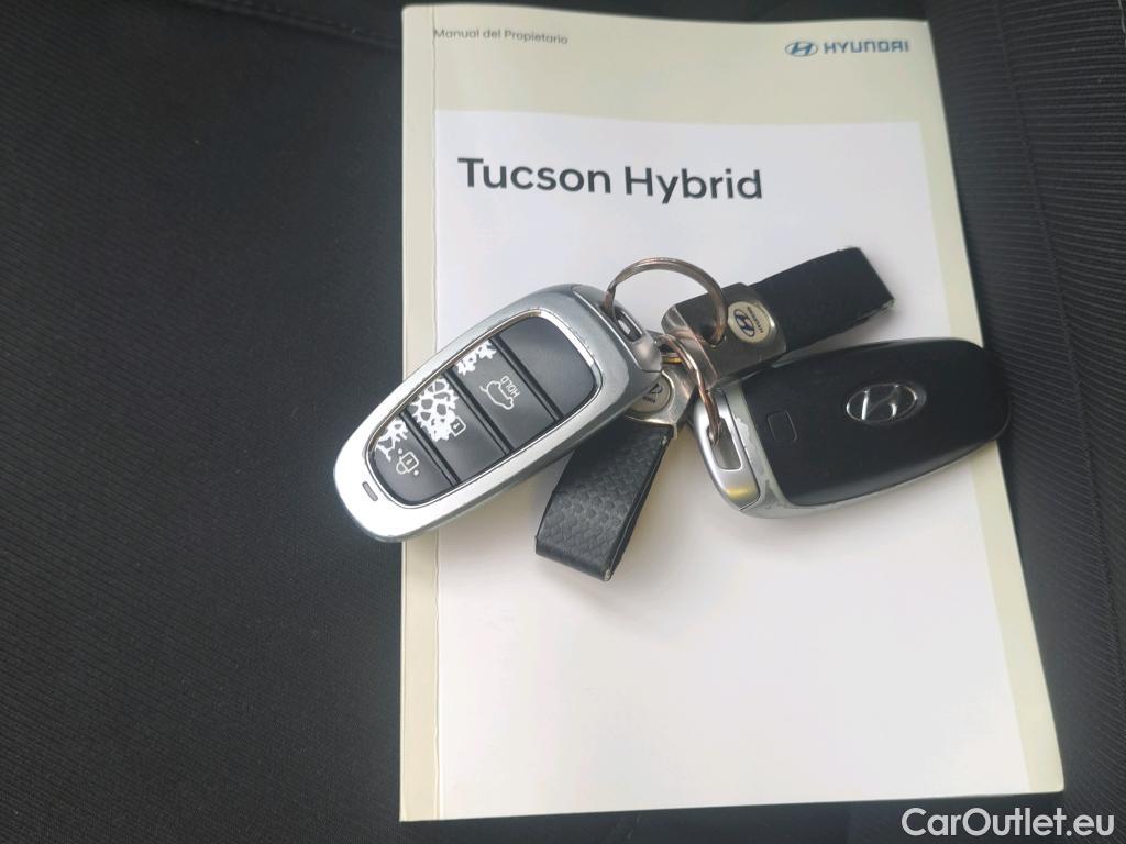 Hyundai  Tucson HYUNDAI  / 2020 / 5P / todoterreno 1.6 TGDI 169kW HEV Tecno Auto 2C #19