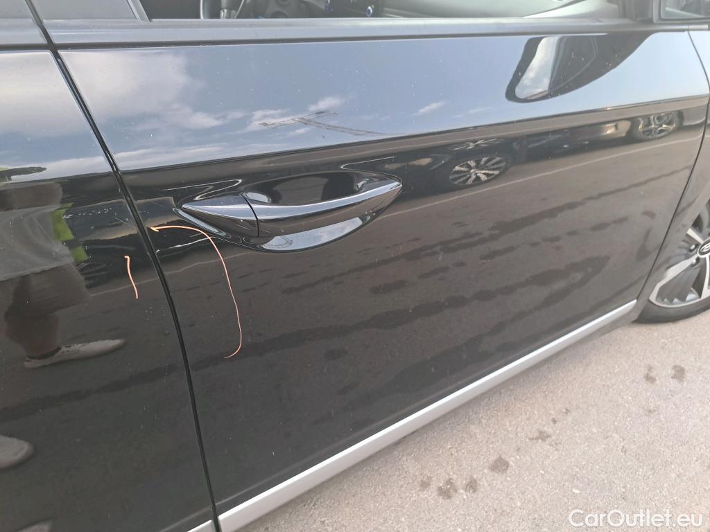  Hyundai   Ioniq HYUNDAI / 2019 / 5P / berlina con portón 1.6 GDI PHEV Klass DCT #27