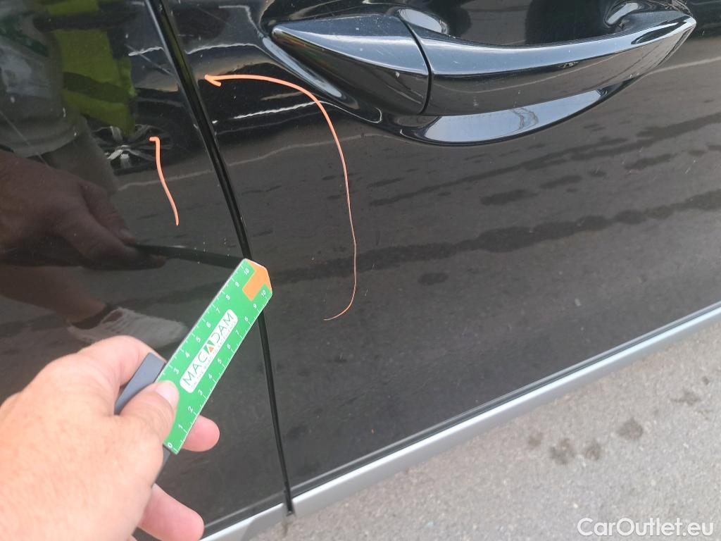  Hyundai   Ioniq HYUNDAI / 2019 / 5P / berlina con portón 1.6 GDI PHEV Klass DCT #5