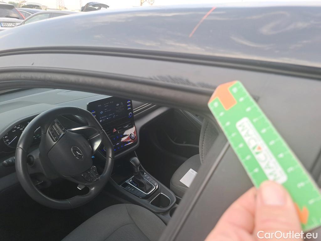  Hyundai   Ioniq HYUNDAI / 2019 / 5P / berlina con portón 1.6 GDI PHEV Klass DCT #14