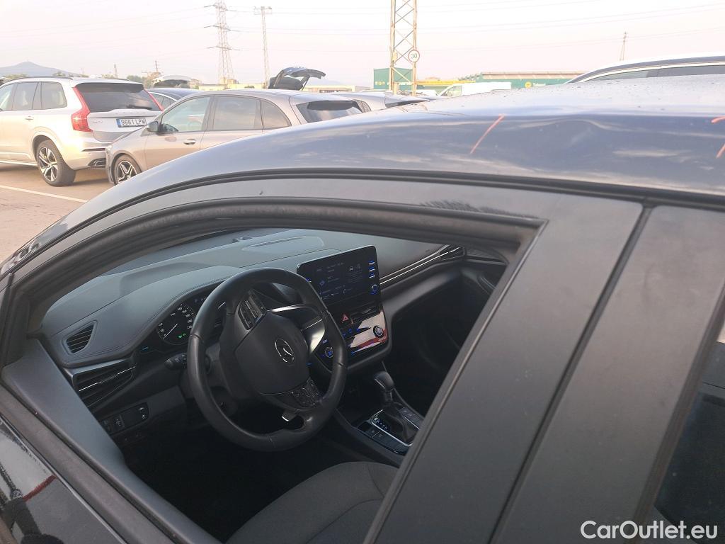  Hyundai   Ioniq HYUNDAI / 2019 / 5P / berlina con portón 1.6 GDI PHEV Klass DCT #13