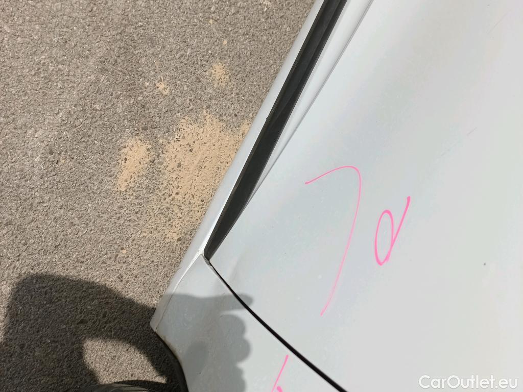  Renault  Clio RENAULT  / 2019 / 5P / berlina con portón Business TCe 67 kW (90CV) #10