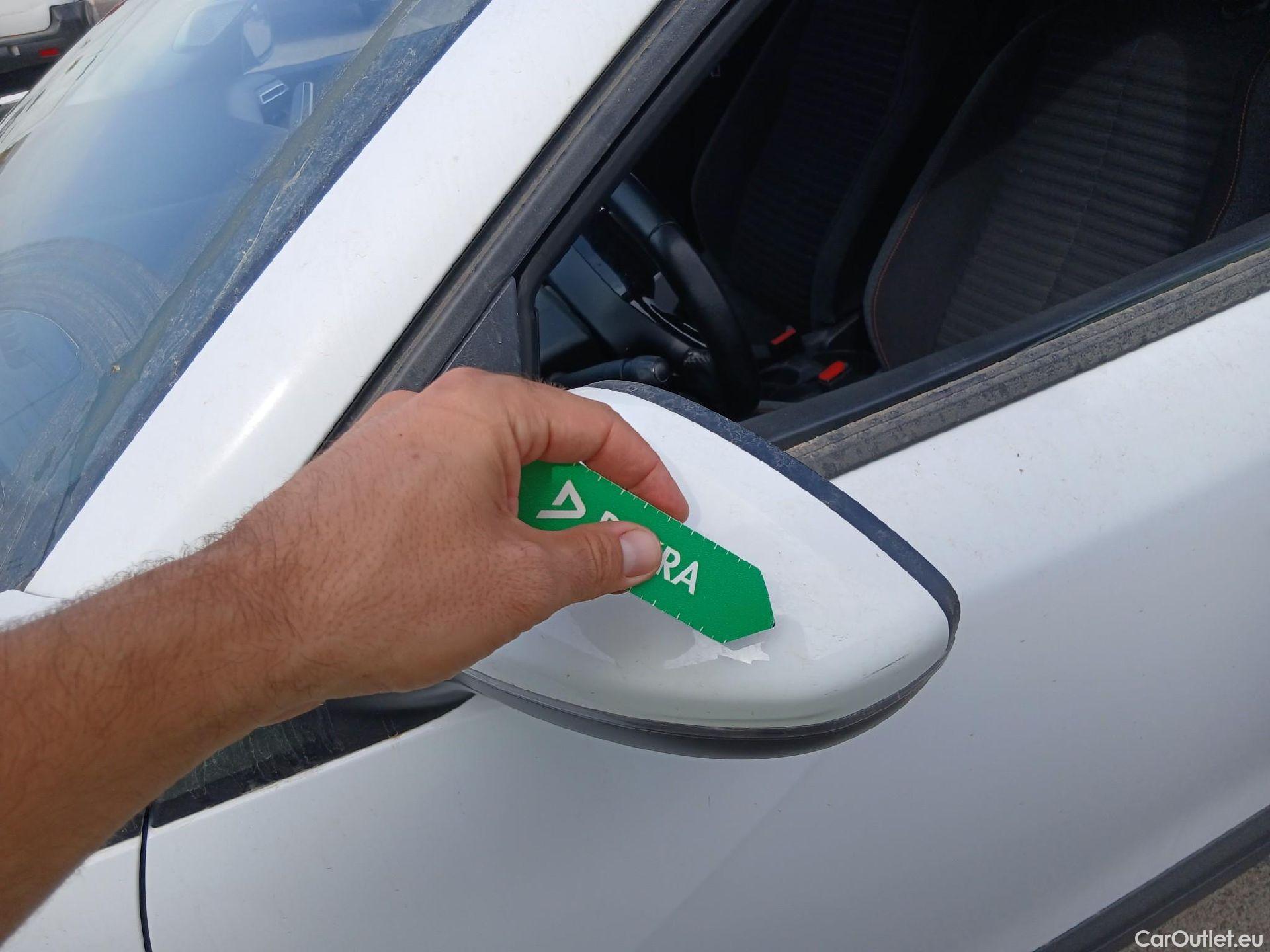  Peugeot  2008 PEUGEOT  / 2019 / 5P / todoterreno Active Puretech 100 S&S BVM6 #6