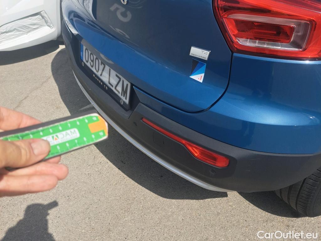  Volvo  XC 40 VOLVO XC40 / 2021 / 5P / todoterreno 1.5 T4 Recharge PHEV Core Auto #23