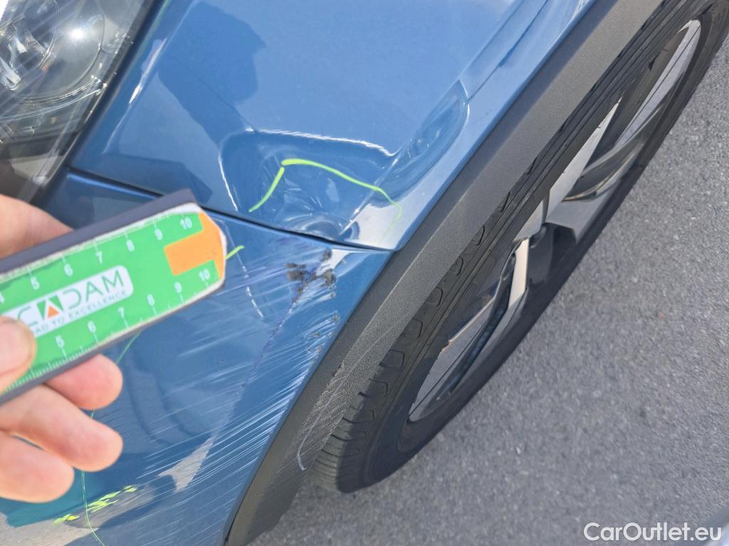  Volvo  XC 40 VOLVO XC40 / 2021 / 5P / todoterreno 1.5 T4 Recharge PHEV Core Auto #16