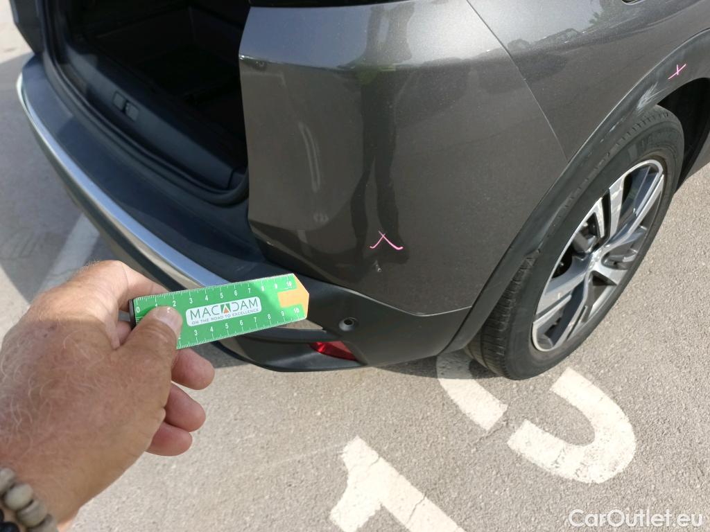  Peugeot  3008 PEUGEOT  Hybrid / 2020 / 5P / todoterreno 225 e-EAT8 Allure Pack #23