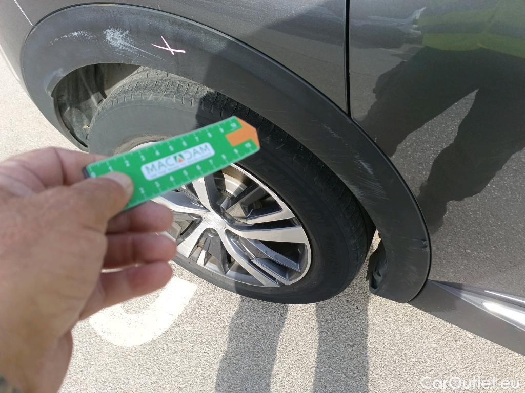  Peugeot  3008 PEUGEOT  Hybrid / 2020 / 5P / todoterreno 225 e-EAT8 Allure Pack #28