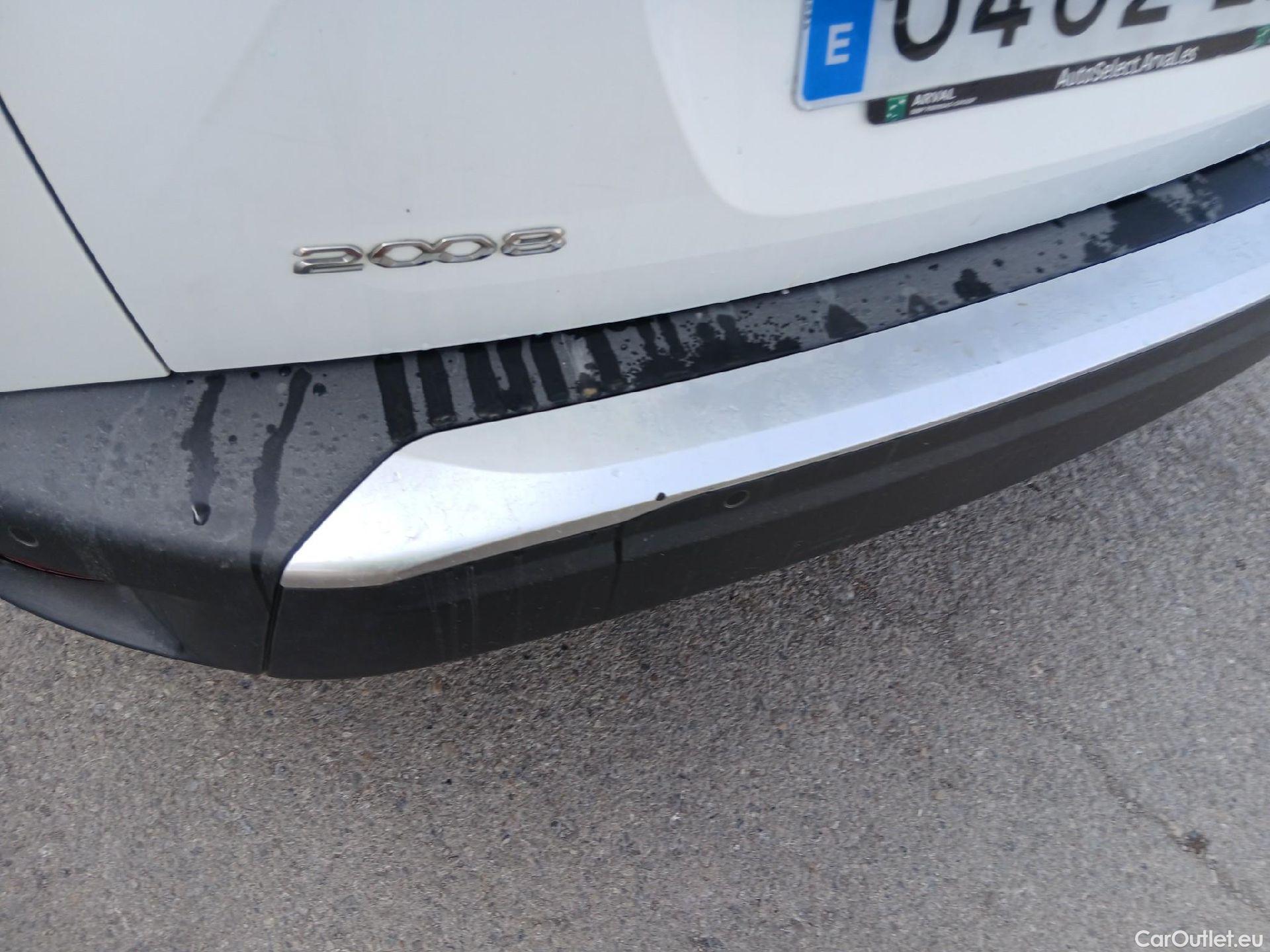  Peugeot  2008 PEUGEOT  / 2019 / 5P / todoterreno Active Puretech 100 S&S BVM6 #9