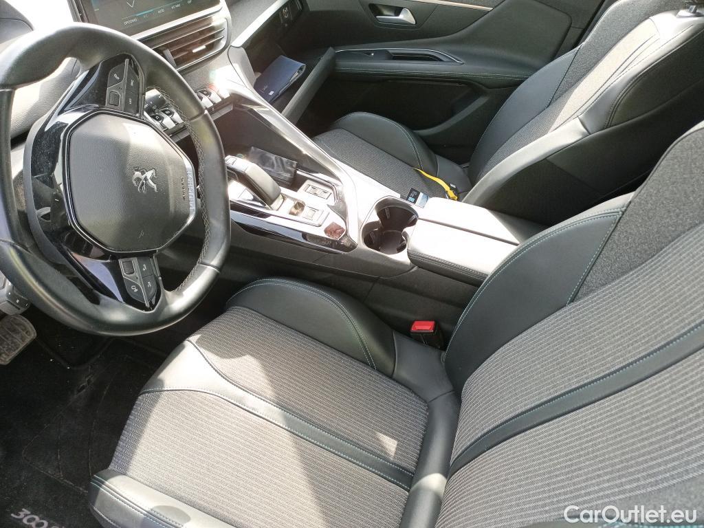  Peugeot  3008 PEUGEOT  Hybrid / 2020 / 5P / todoterreno 225 e-EAT8 Allure Pack #30
