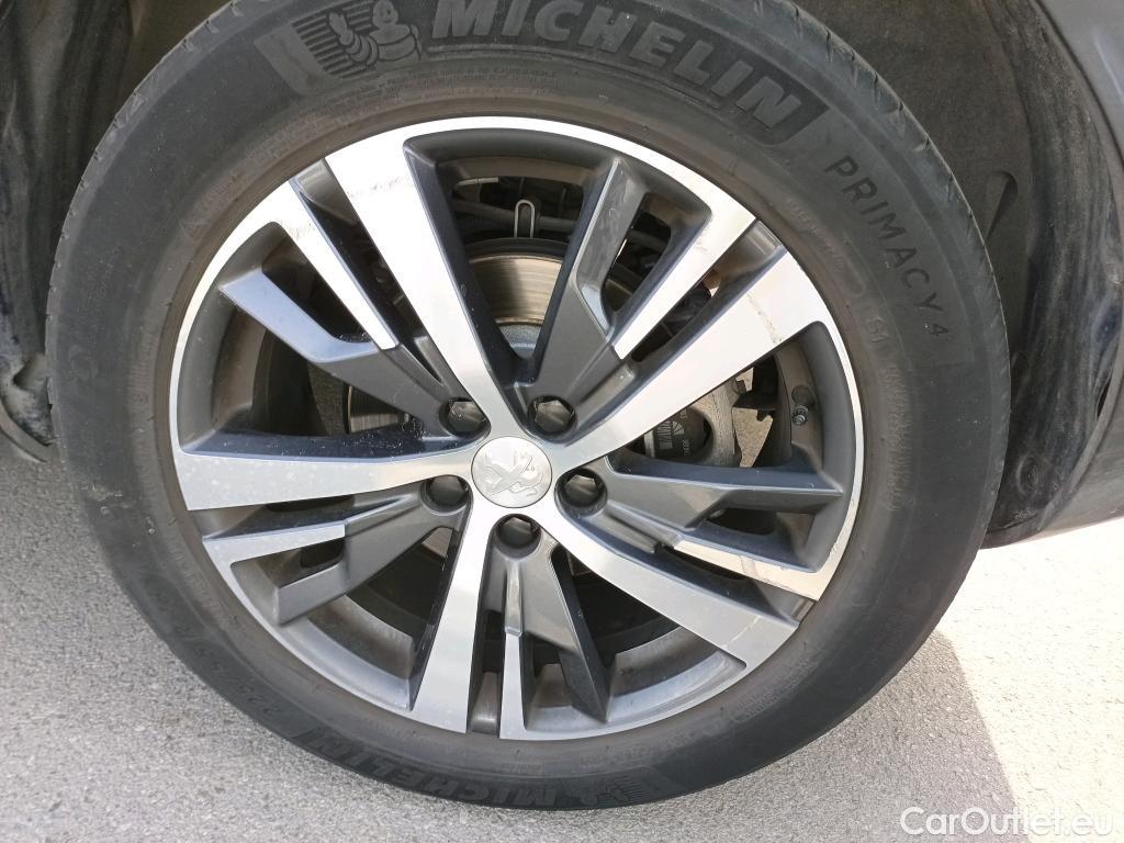  Peugeot  3008 PEUGEOT  Hybrid / 2020 / 5P / todoterreno 225 e-EAT8 Allure Pack #3