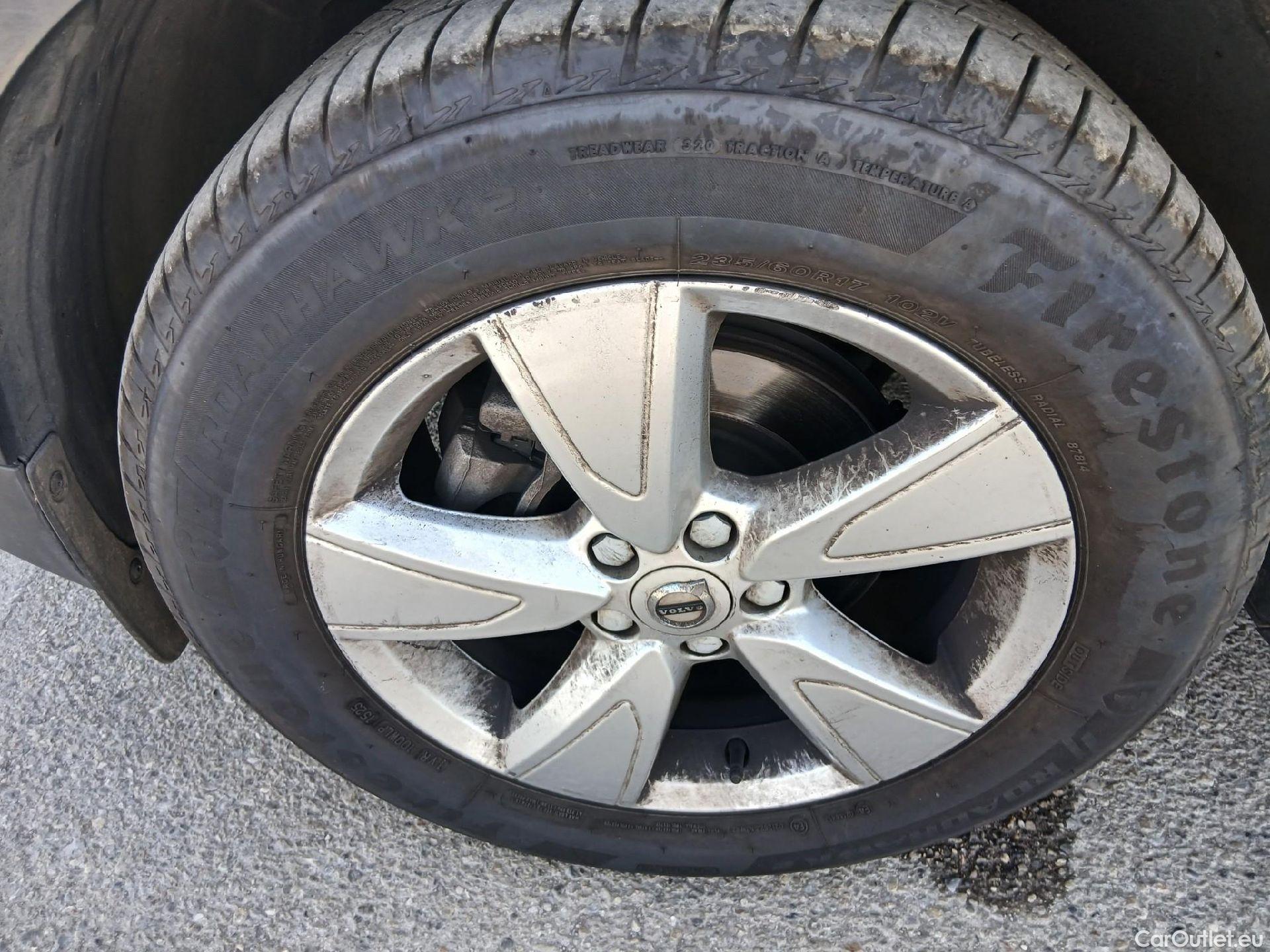  Volvo  XC 40 VOLVO XC40 / 2017 / 5P / todoterreno 1.5 T2 Momentum Core #9