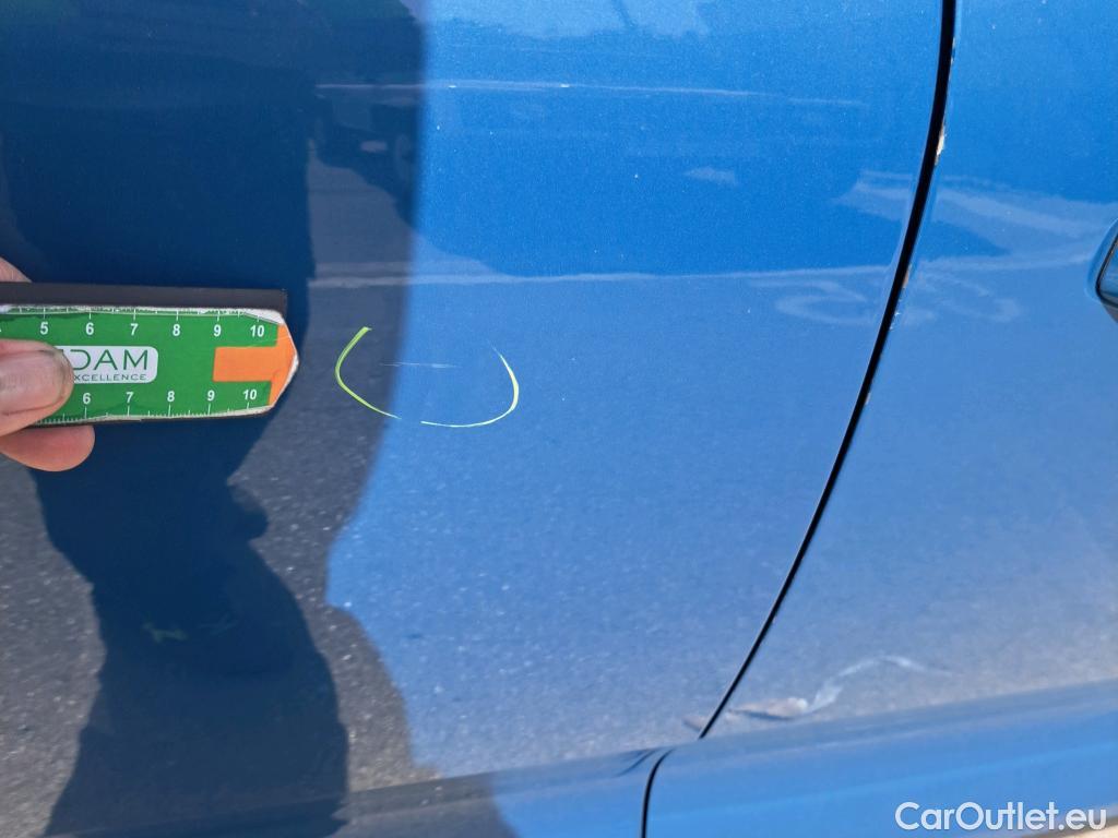  Volvo  XC 40 VOLVO XC40 / 2021 / 5P / todoterreno 1.5 T4 Recharge PHEV Core Auto #27