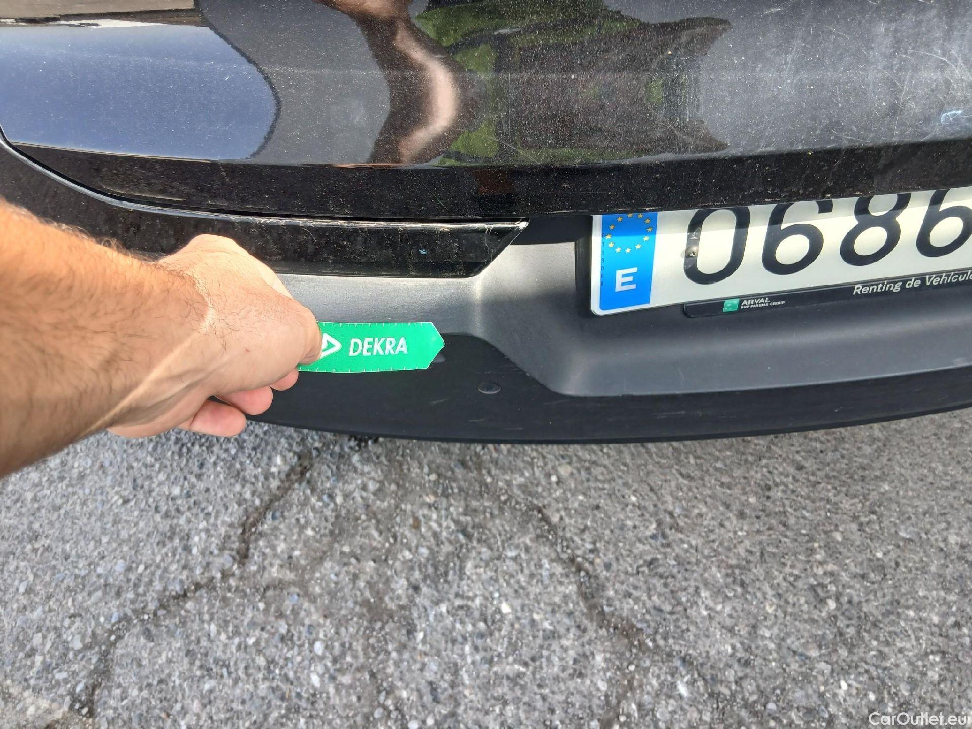  Volvo  XC 40 VOLVO XC40 / 2017 / 5P / todoterreno 1.5 T2 Momentum Core #16