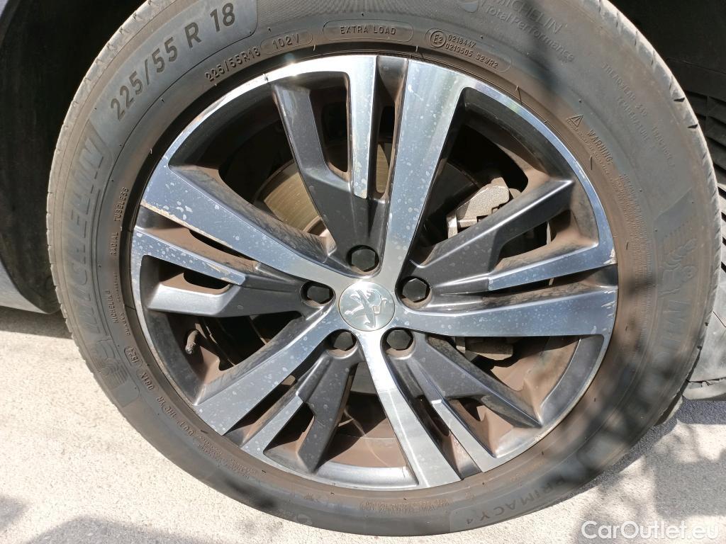  Peugeot  3008 PEUGEOT  Hybrid / 2020 / 5P / todoterreno 225 e-EAT8 Allure Pack #6