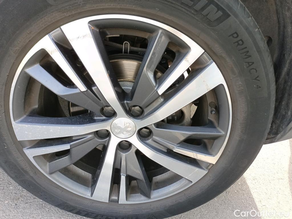  Peugeot  3008 PEUGEOT  Hybrid / 2020 / 5P / todoterreno 225 e-EAT8 Allure Pack #4