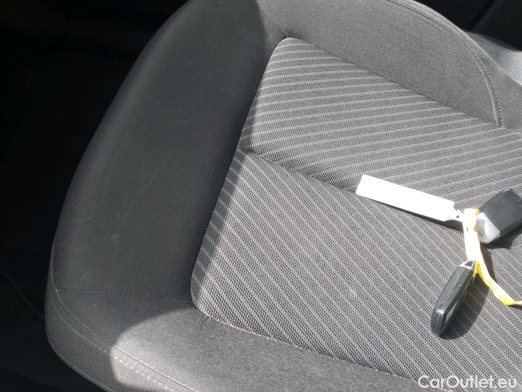  Audi  Q5 AUDI  / 2020 / 5P / todoterreno Advanced 35 TDI 120kW S tronic (AC2) #11
