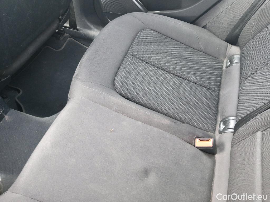  Audi  Q5 AUDI  / 2020 / 5P / todoterreno Advanced 35 TDI 120kW S tronic (AC2) #9