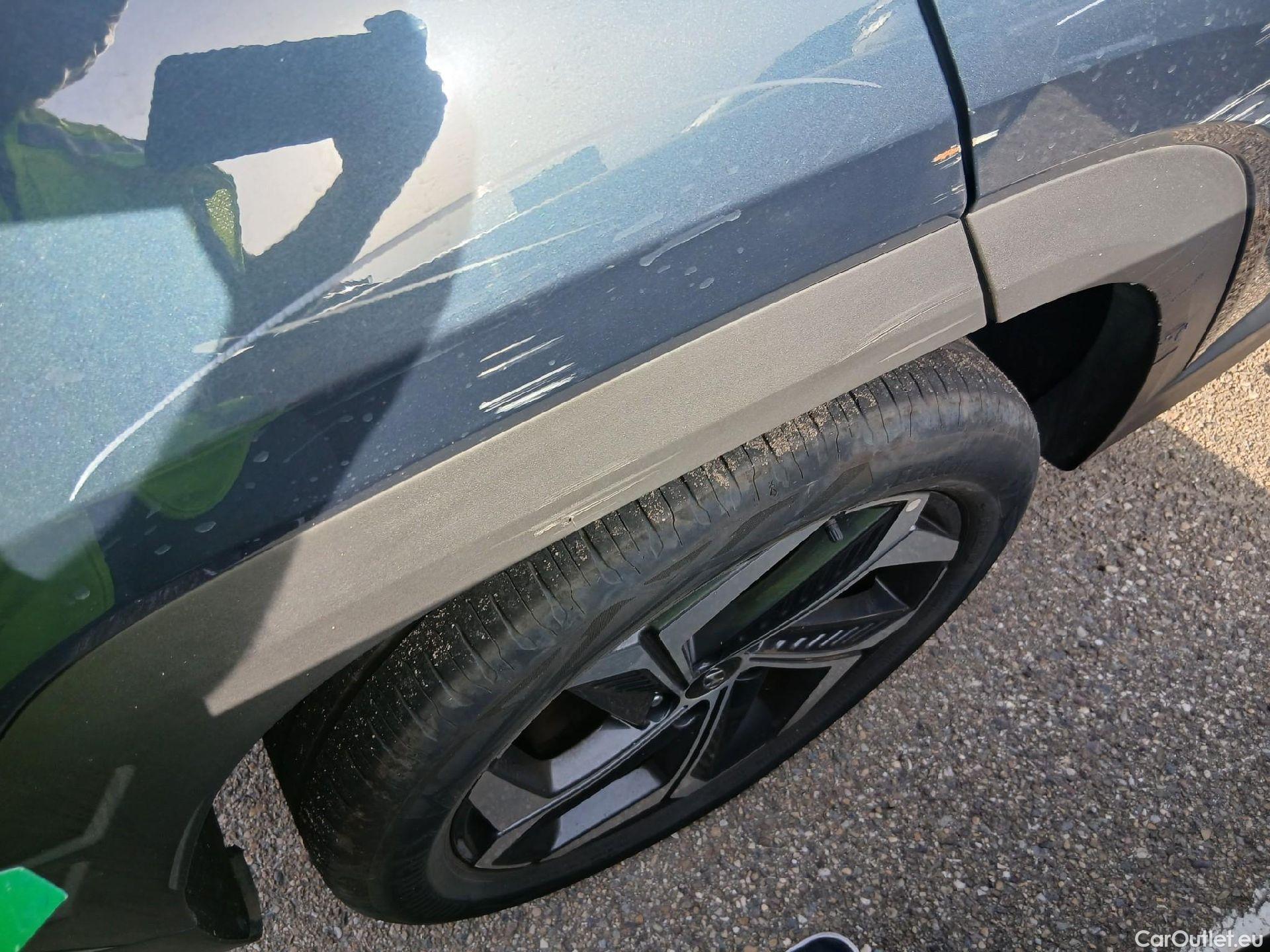  Hyundai  Tucson HYUNDAI  / 2020 / 5P / todoterreno 1.6 TGDI 169kW HEV Tecno Auto 2C #18