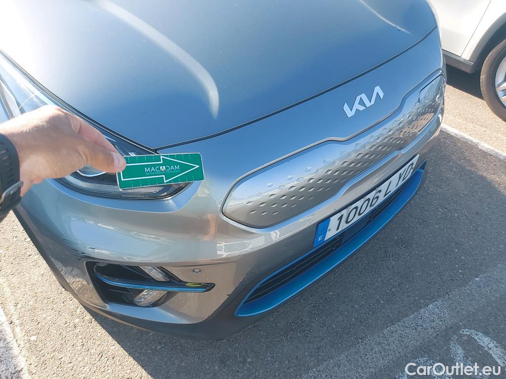  KIA  Niro KIA e- / 2016 / 5P / crossover e- 150kW Emotion (Long Range) #32