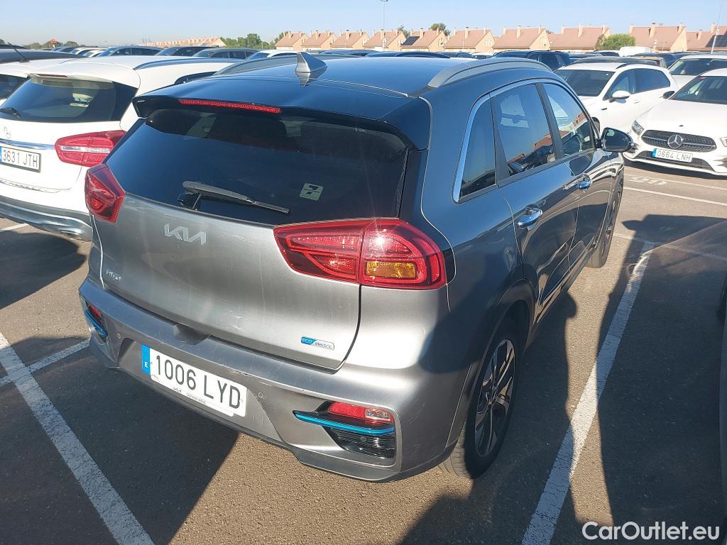  KIA  Niro KIA e- / 2016 / 5P / crossover e- 150kW Emotion (Long Range) #3