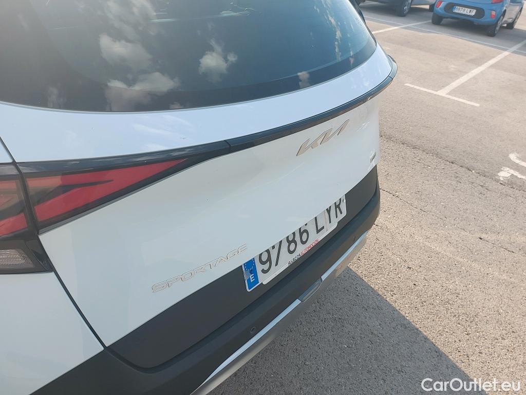  KIA  Sportage KIA  / 2022 / 5P / todoterreno 1.6 T-GDi HEV 171kW (230CV) Drive 4X2 #28