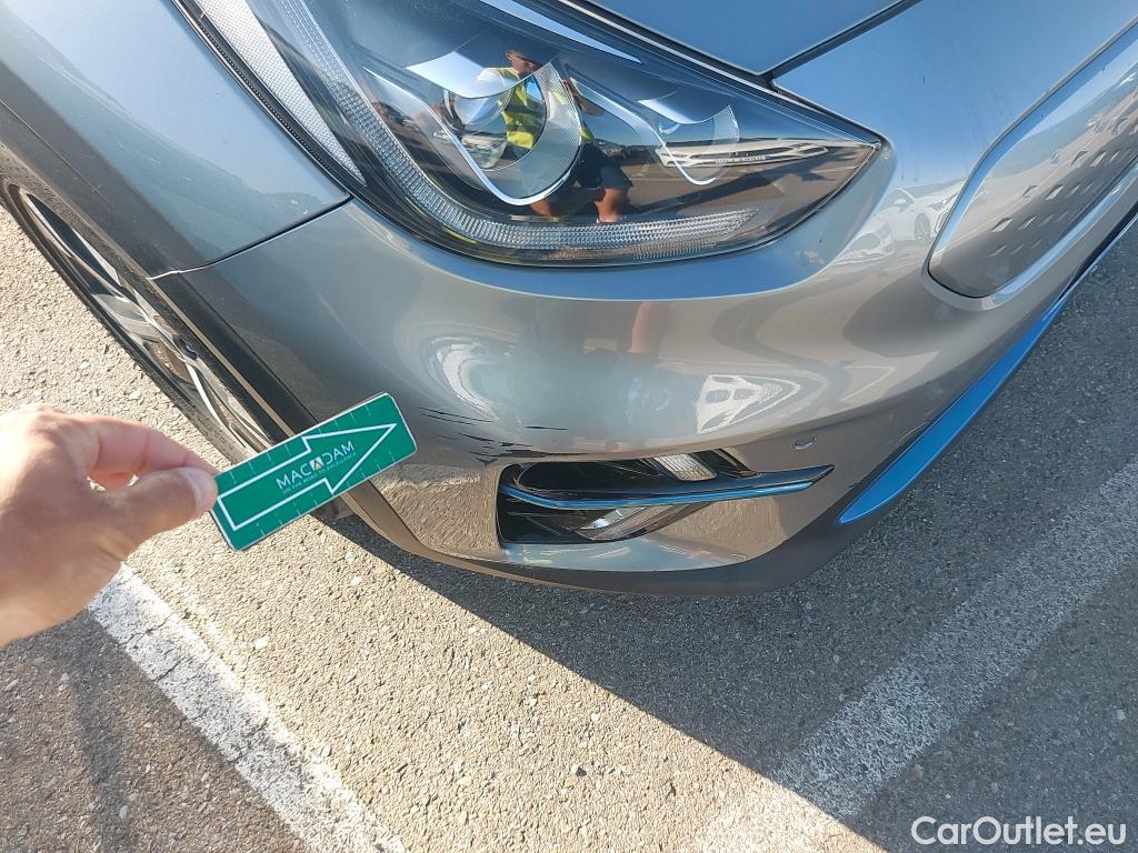  KIA  Niro KIA e- / 2016 / 5P / crossover e- 150kW Emotion (Long Range) #33