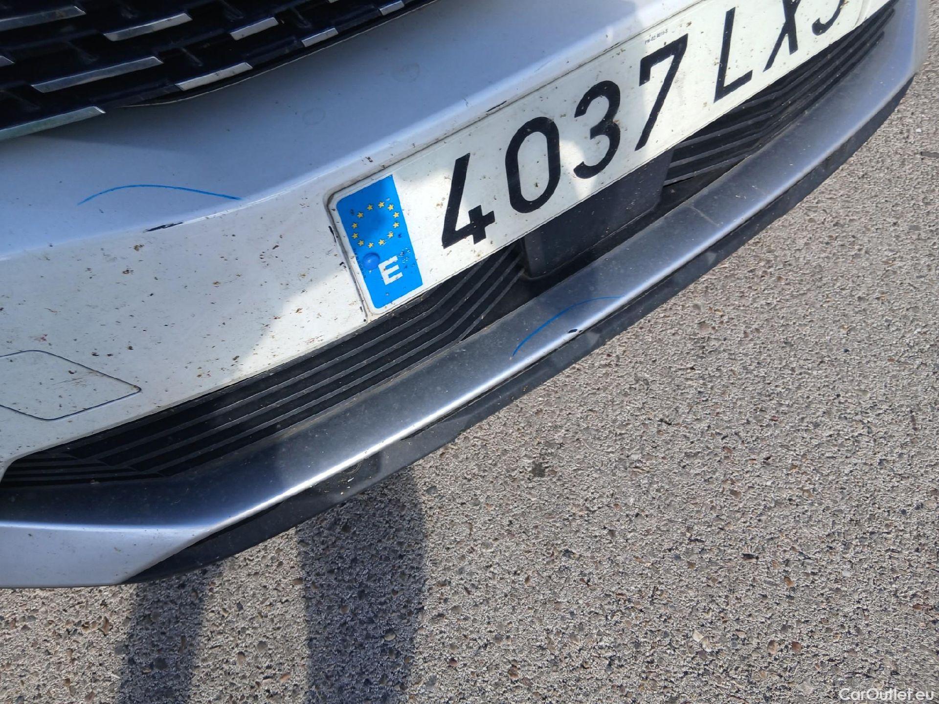  Peugeot  3008 PEUGEOT  Hybrid / 2020 / 5P / todoterreno 225 e-EAT8 GT #6
