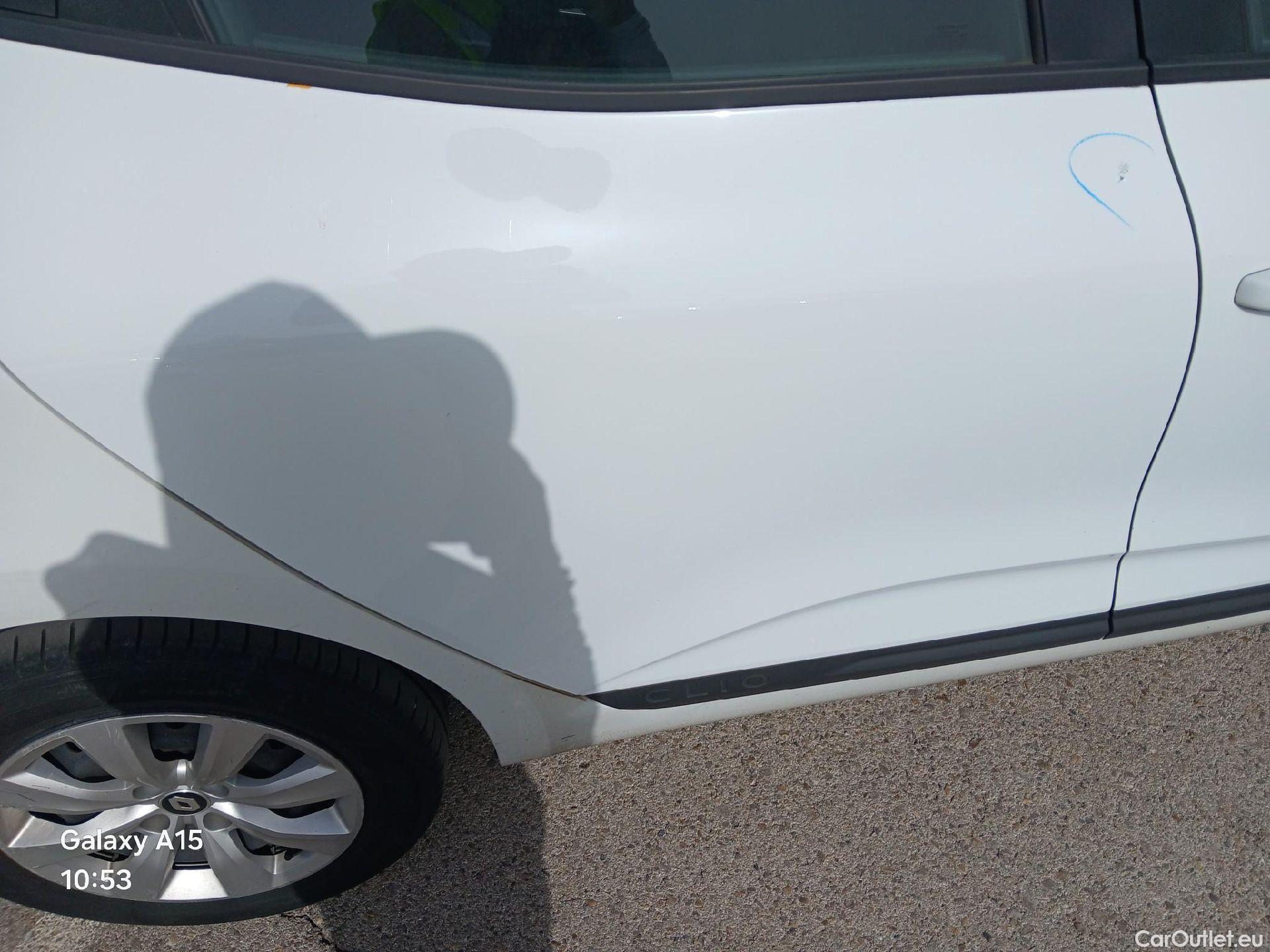  Renault  Clio RENAULT  / 2019 / 5P / berlina con portón Business Blue dCi 74kW (100CV) #15