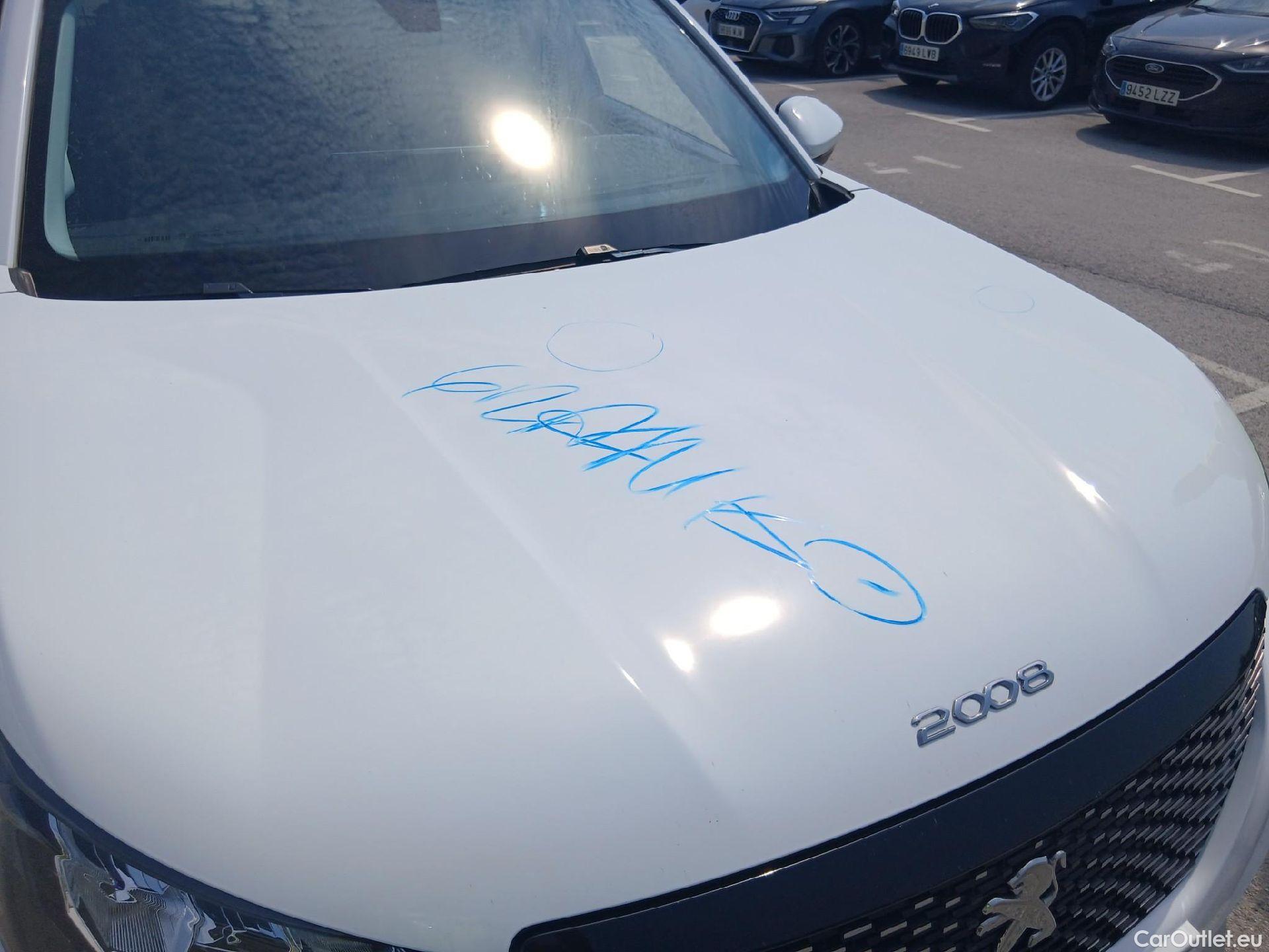  Peugeot  2008  Allure Pack 1.2 PureTech 130CV AT8 E6d #2