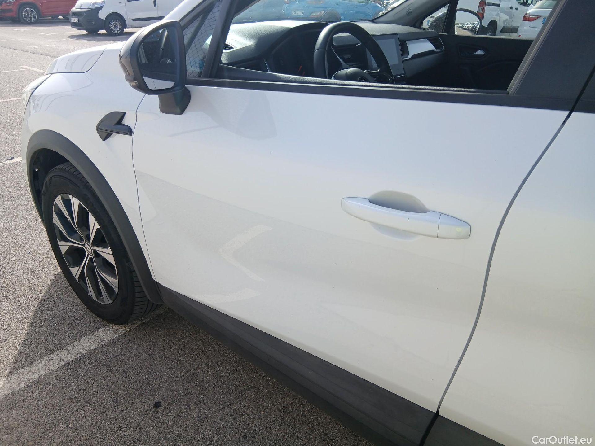  Renault  Captur RENAULT  / 2020 / 5P / todoterreno equilibre TCe 74 kW (100CV) GLP #11